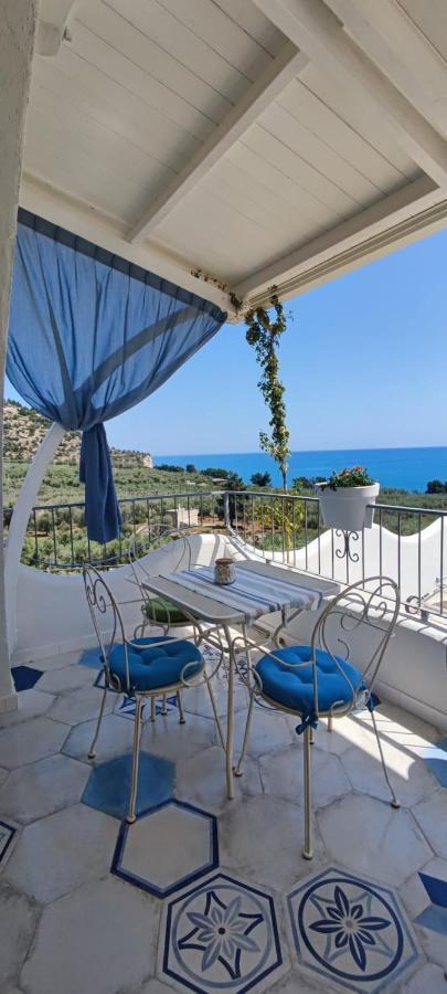 Bed and Breakfast Dimora Mediterranea Mattinata Exterior foto